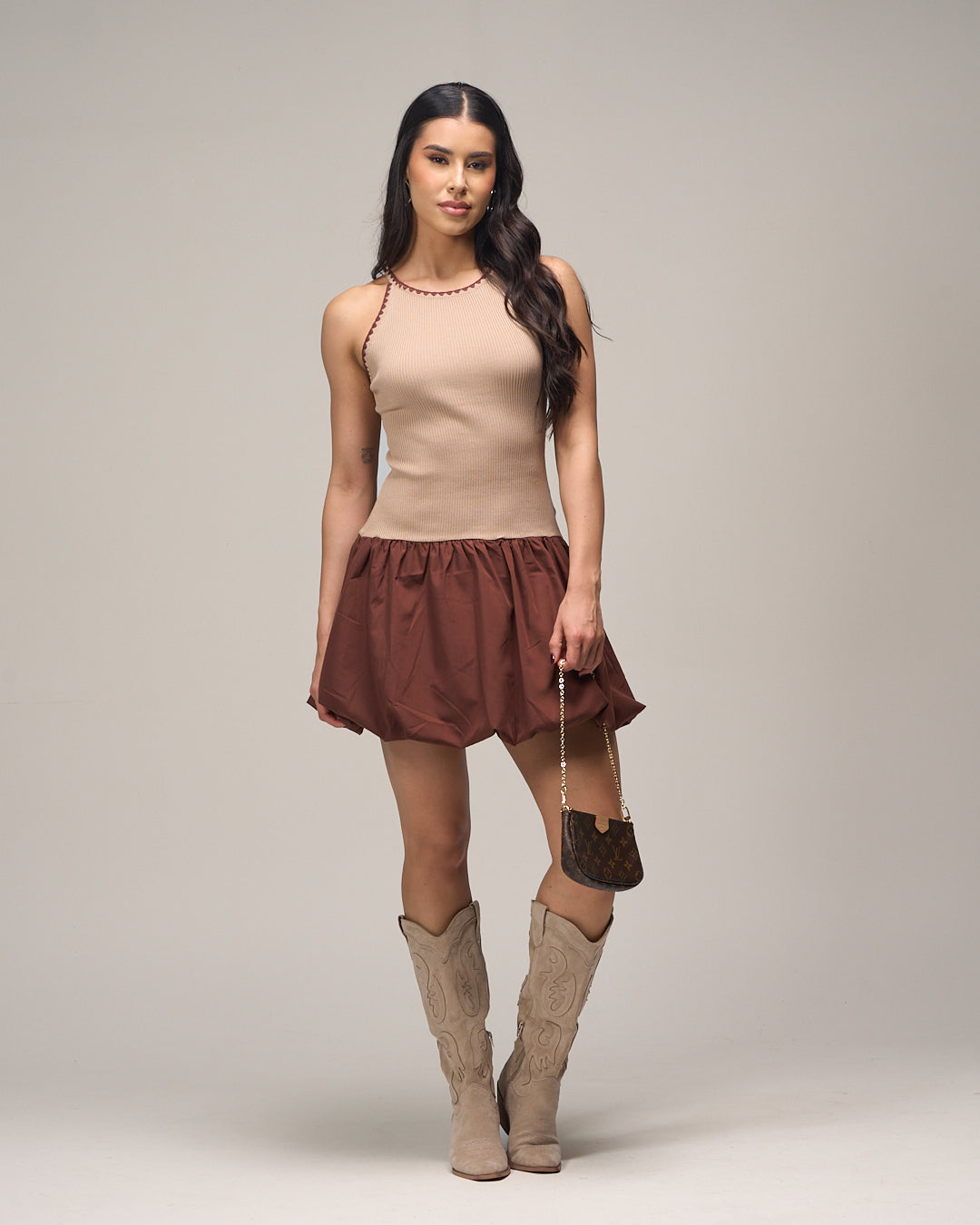 VESTIDO BEIGE