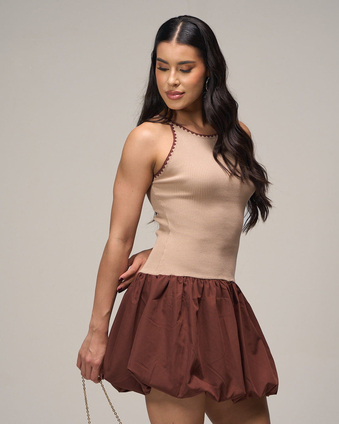 VESTIDO BEIGE