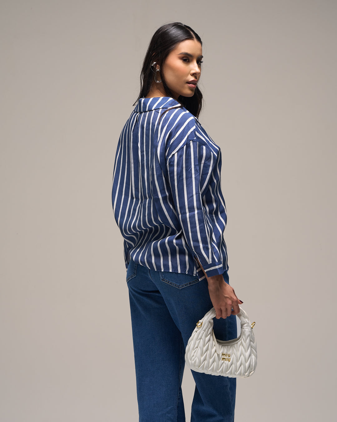 CAMISA AZUL DE RAYAS