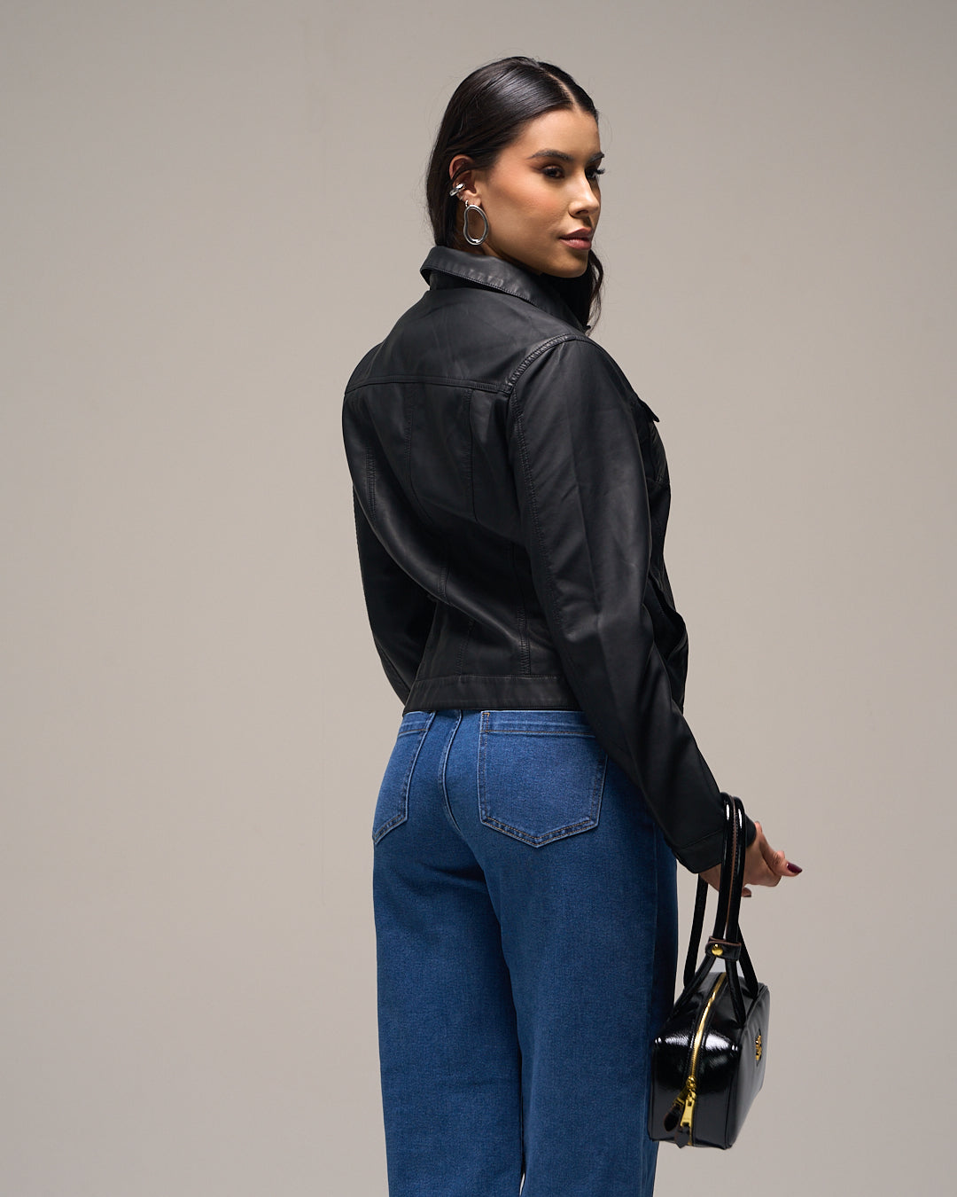 CHAQUETA NEGRA