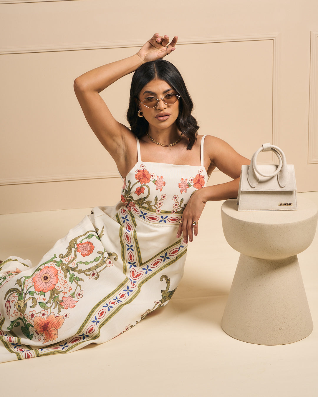 VESTIDO BLANCO CON FLORES