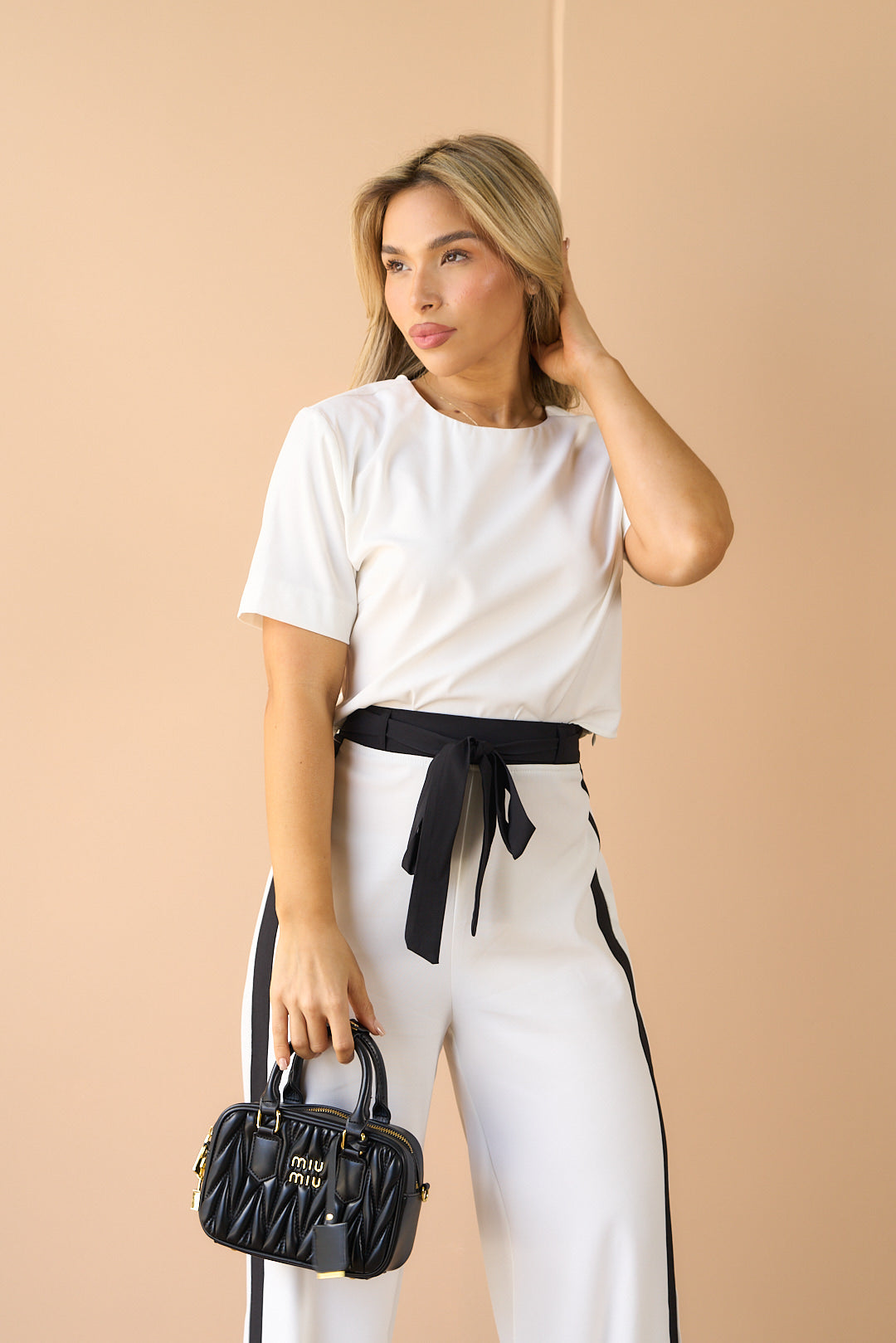 SET BLANCO Y RAYA NEGRA